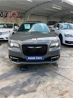 کرایسلەر 300
